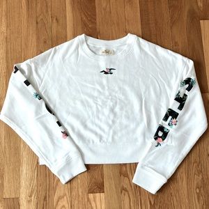 Hollister white sweatshirt with hibiscus tropical flowers Sz S